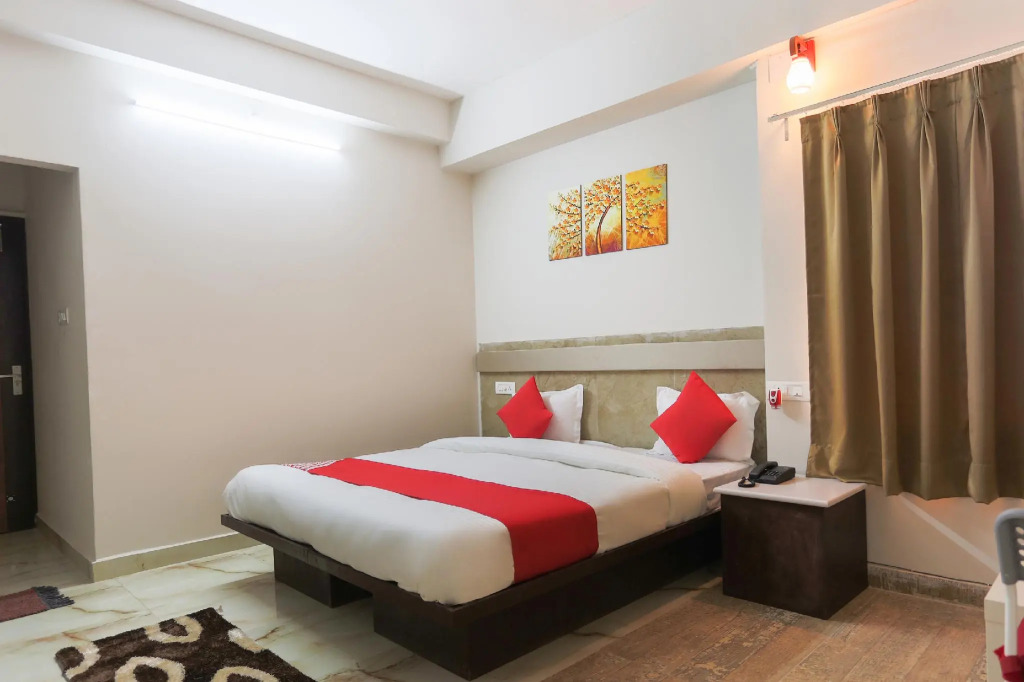 Capital O 38021 Hotel Corporate Inn