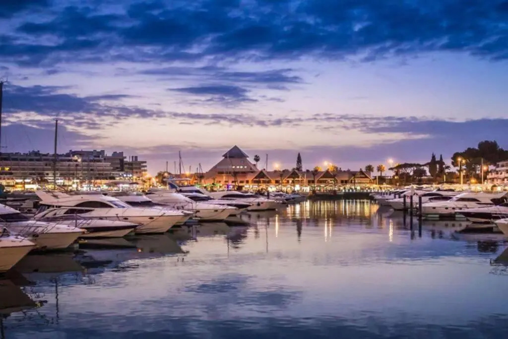 Vilamoura Marina Extraordinary 70 m2 T1, Marina 200m , beach 300m
