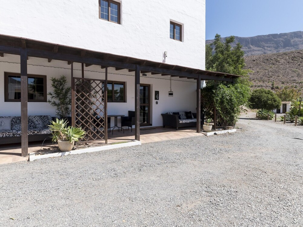 Valley-view Holiday Home in Fataga With Swimming Pool