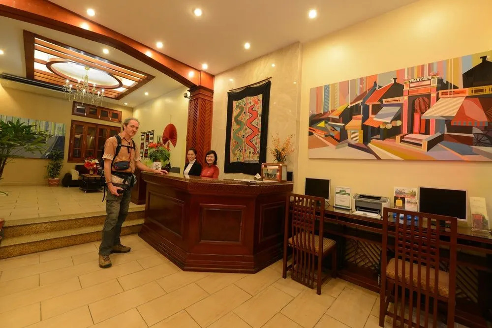 Hanoi Silver Moon Lakeview Hotel
