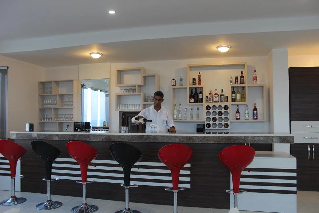 Hotel Alluvi