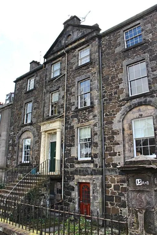 Clan Ross - 3 bed, spacious Georgian home