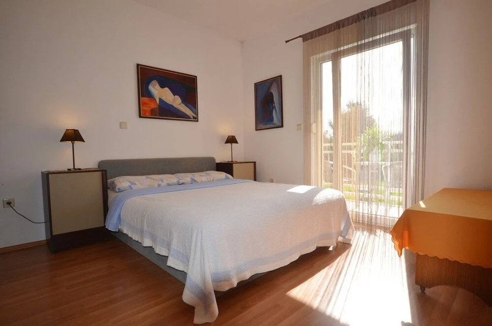 Apartments Frane