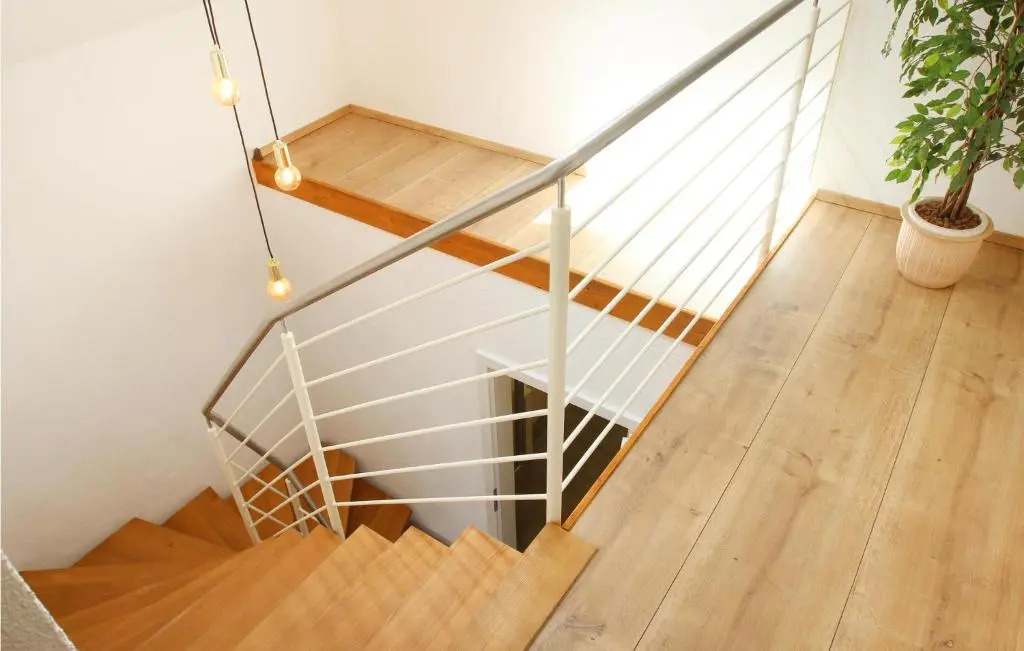 Amazing Home In Nideggen With Wifi