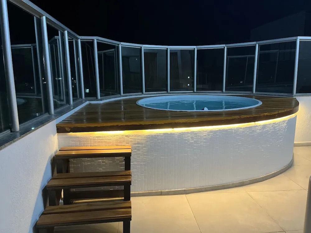 Cobertura Braga Com Piscina