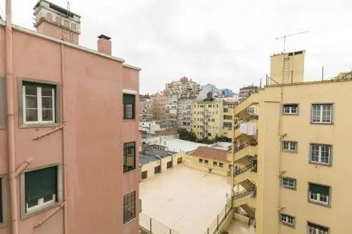 LovelyStay - Campo Pequeno Charming Apartment