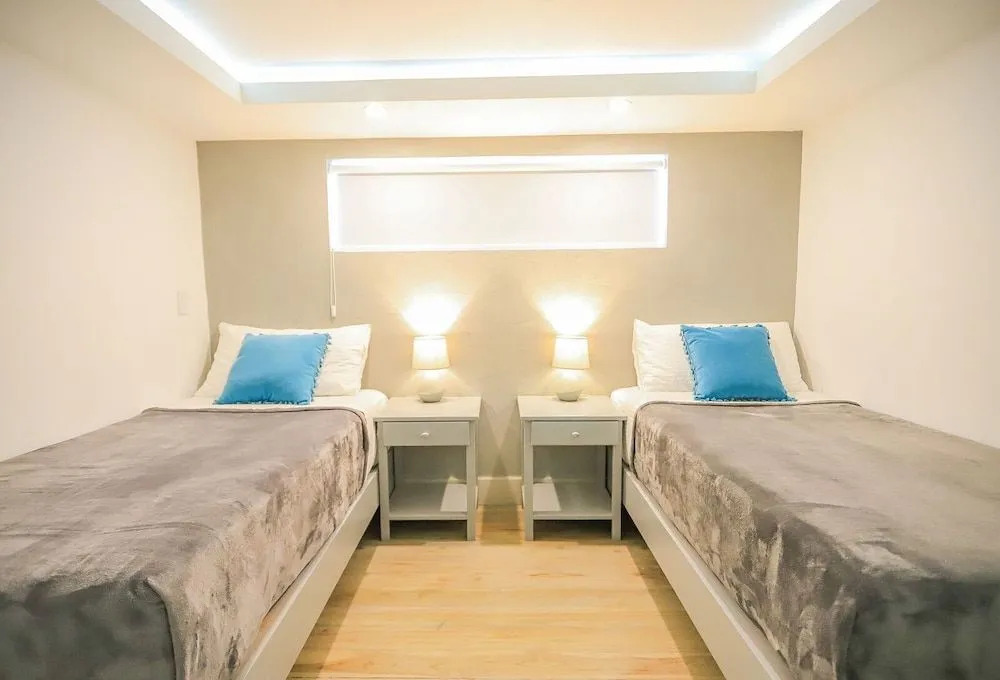 Iguana Surf Boutique Hotel Tamarindo Rooftop Pool & Beachfront Suites