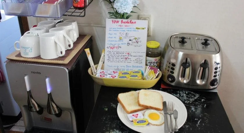 Danim Backpackers - Hostel