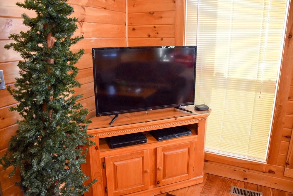 BEAR'S VIEW - 2 Br Cabin