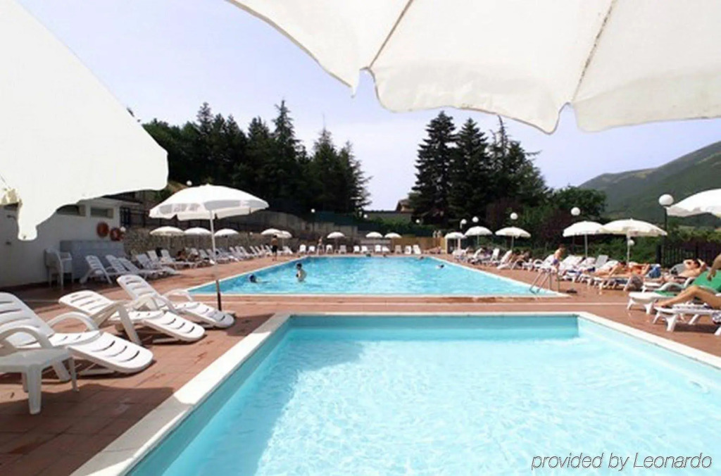 Hotel Pineta Ristorante country house in Fabriano