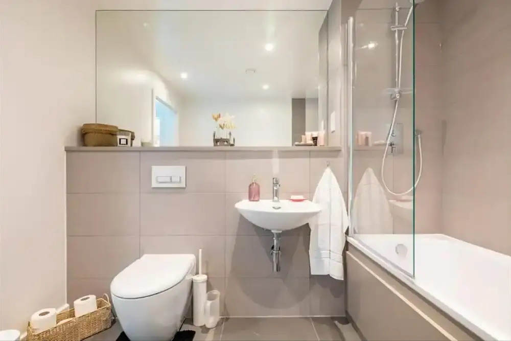 Impeccable 2-bed Apartment in Wembley