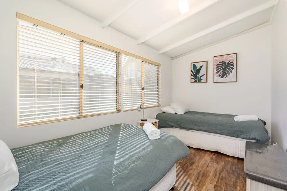 Cottage 8