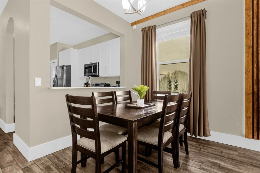 4 Bedrooms 3 Bathrooms Regal Palms 340 Ma