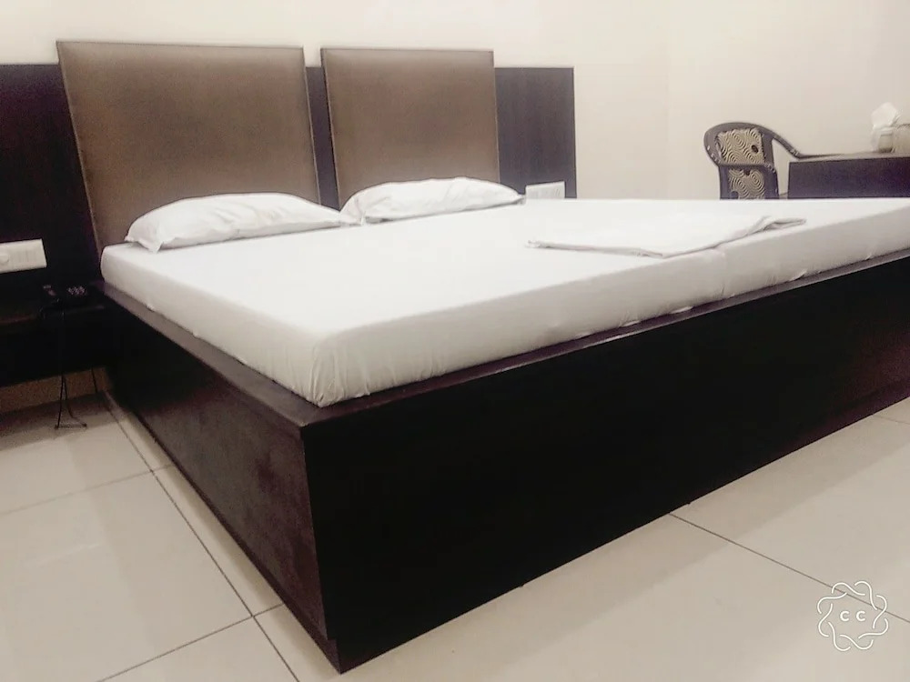 Hotel Sartaj