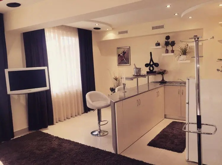 Venis House