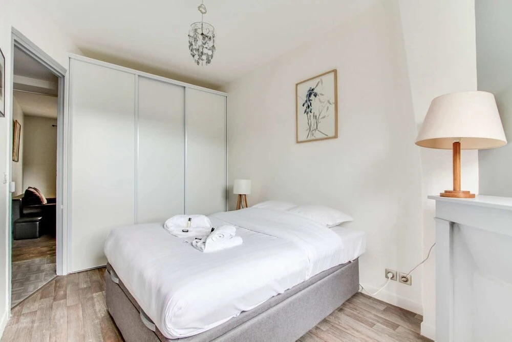 Clichy - Modern Flat Near Paris