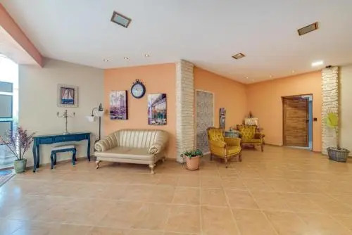 Supreme Beach Apartments