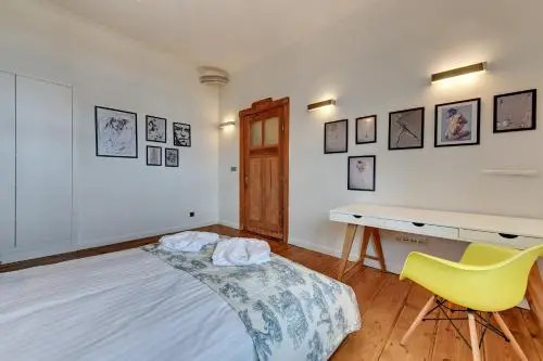 Lion Apartments - Family Stay