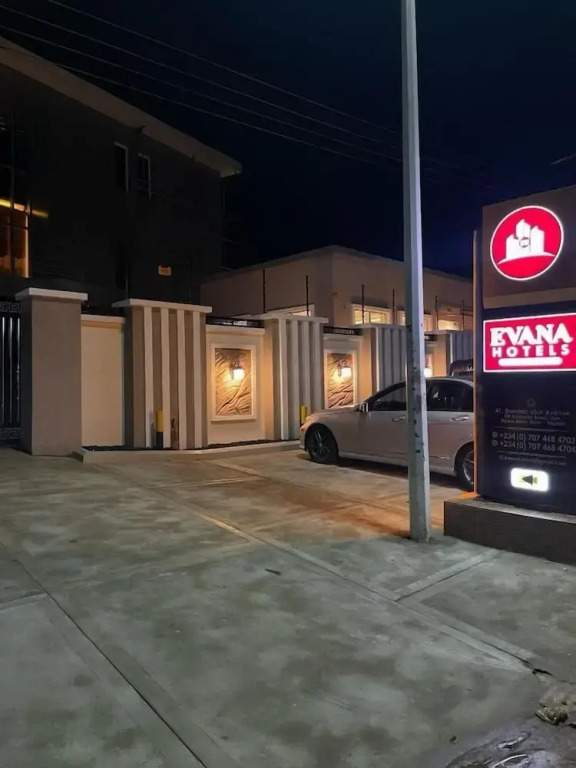 Evana Hotels