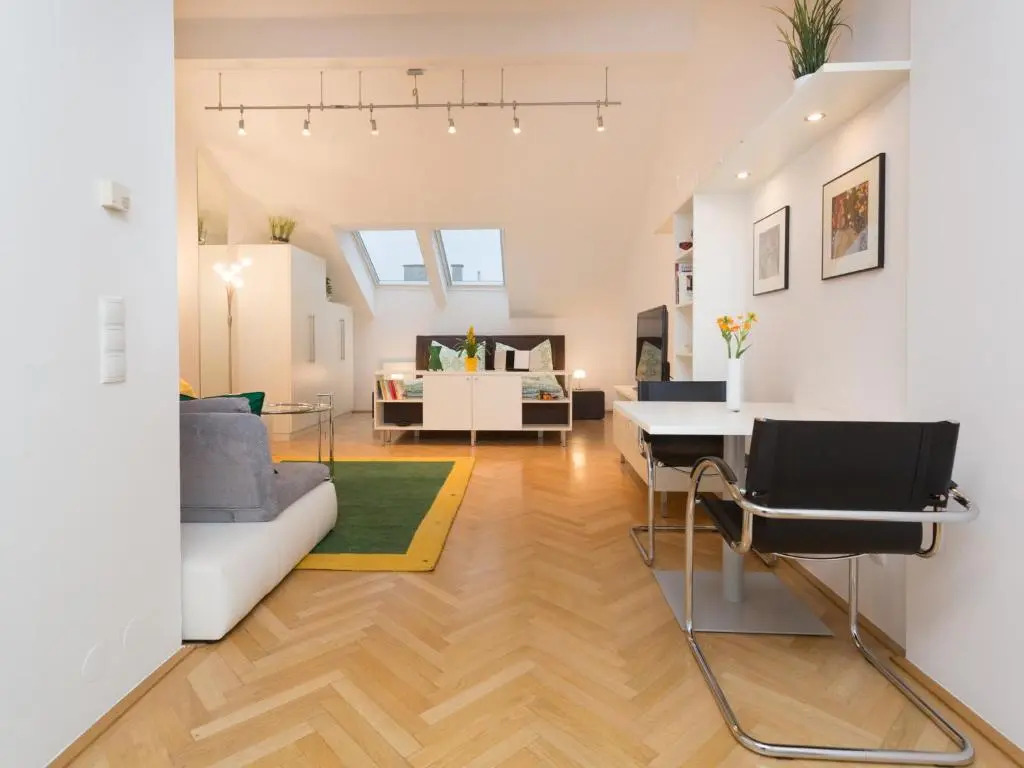 Vienna Apartment 1010