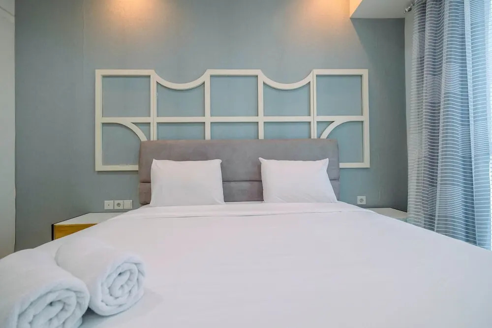 Minimalist Furnished 1BR Apartment at Casa Grande Residence