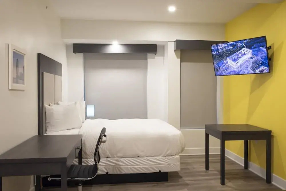 Peachtree Suites - Jersey City
