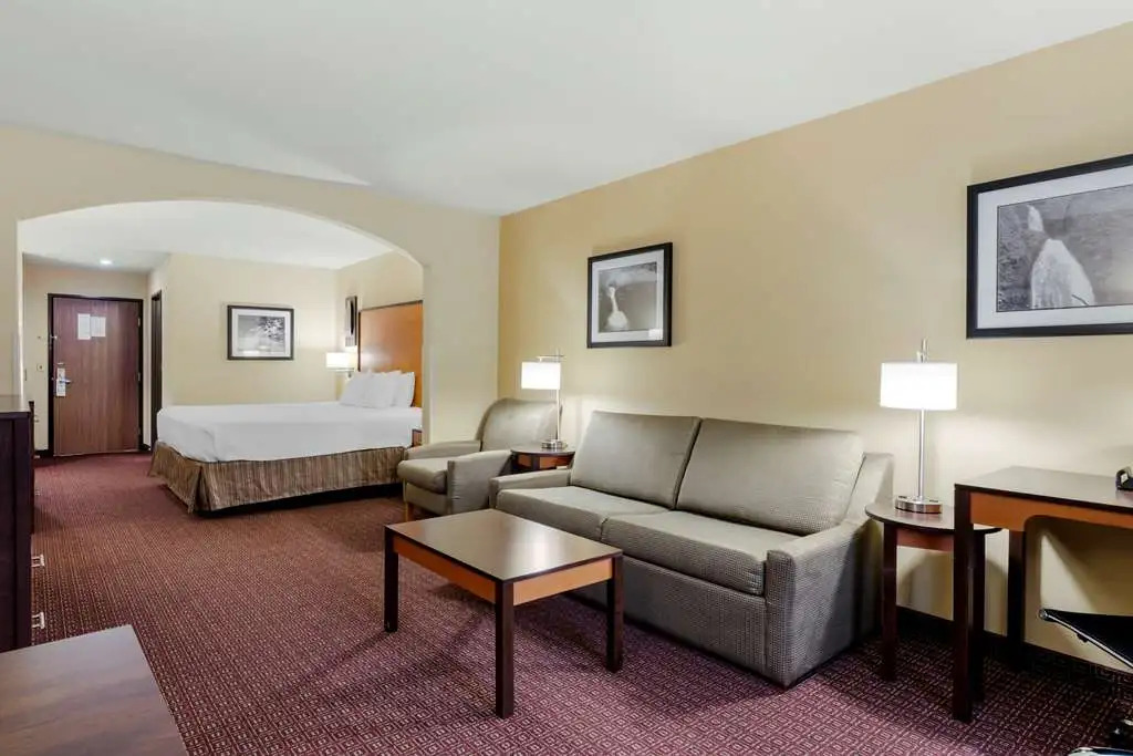 Best Western Cascade Inn & Suites