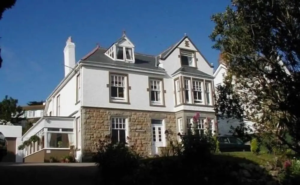 Borthalan House