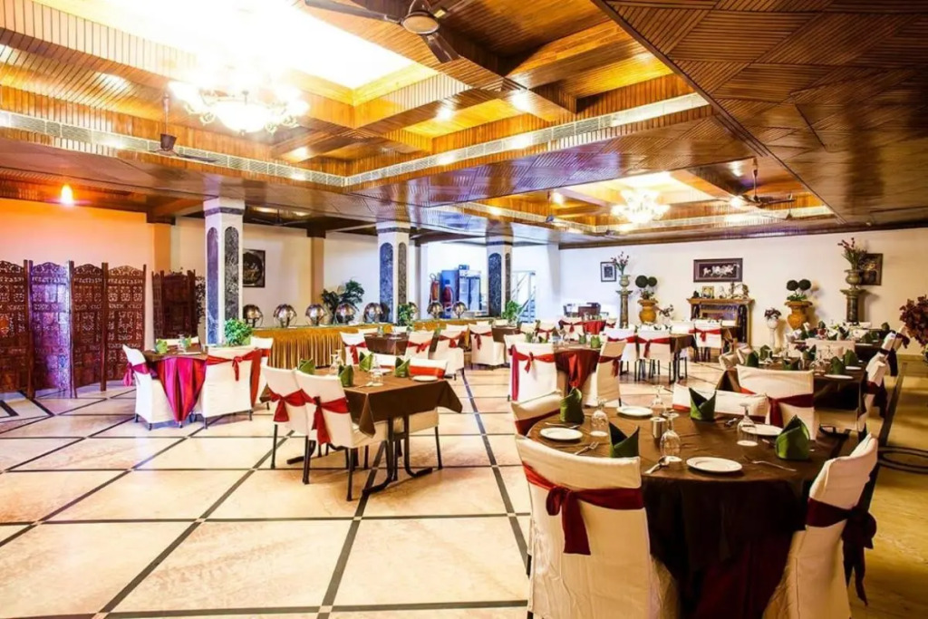 Hotel Corbett Kingdom
