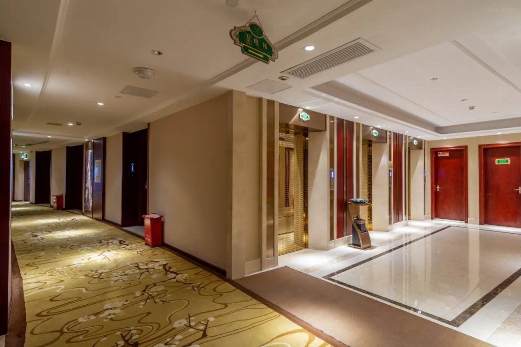 Vienna International Hotel Huiyang Municipal Square
