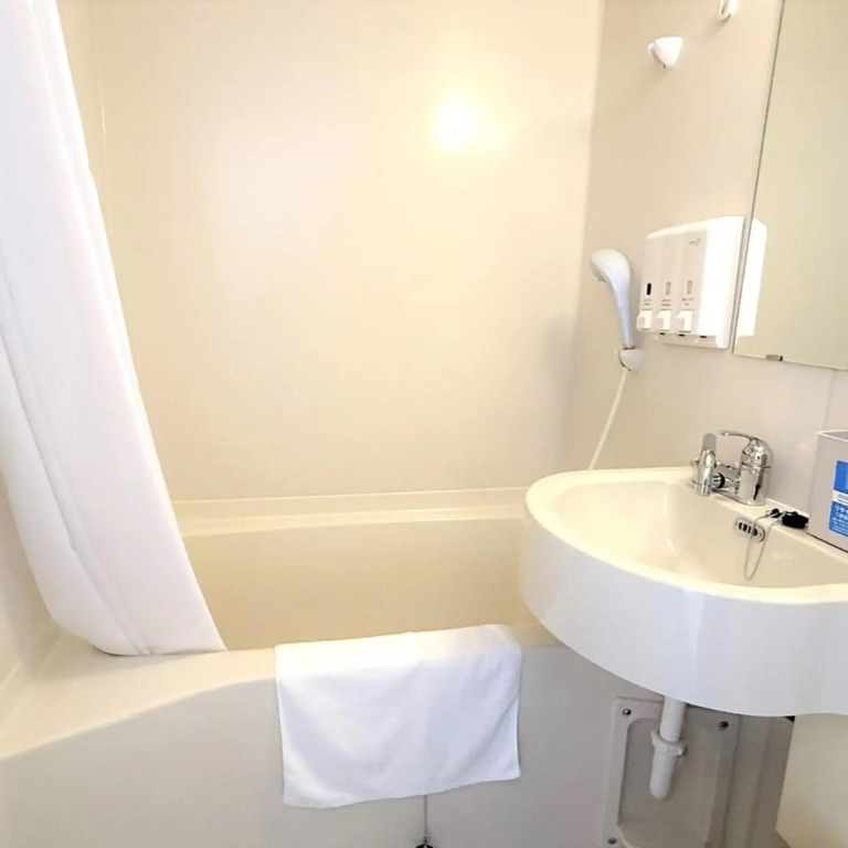 Toyoko Inn Okinawa Naha Kokusai-dori Miebashi-eki