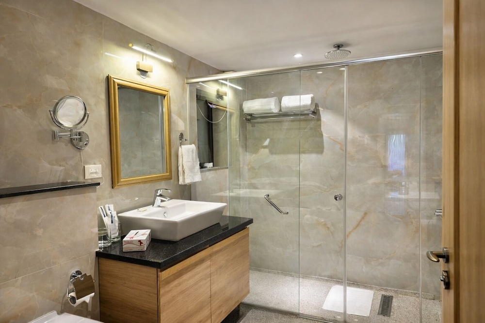 Luxury Suites by Eden Wellness and Hospitality