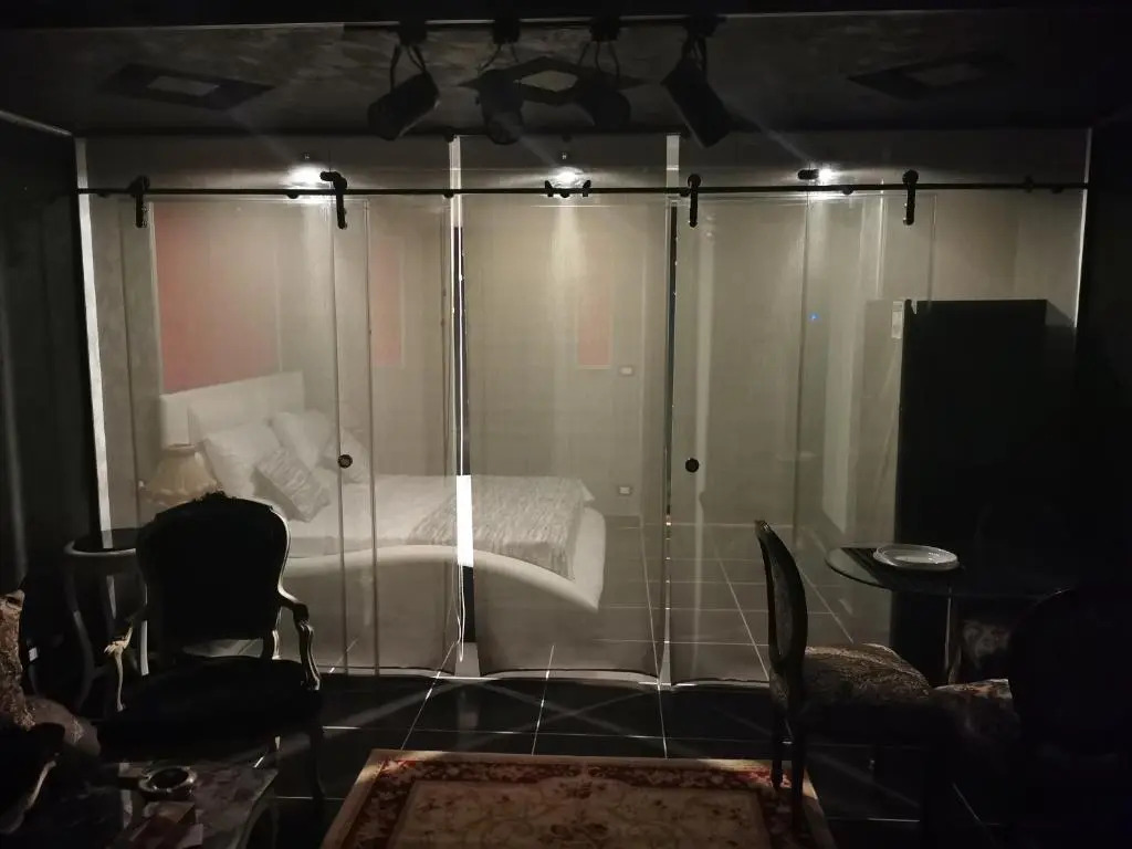 Chic Apartment 1