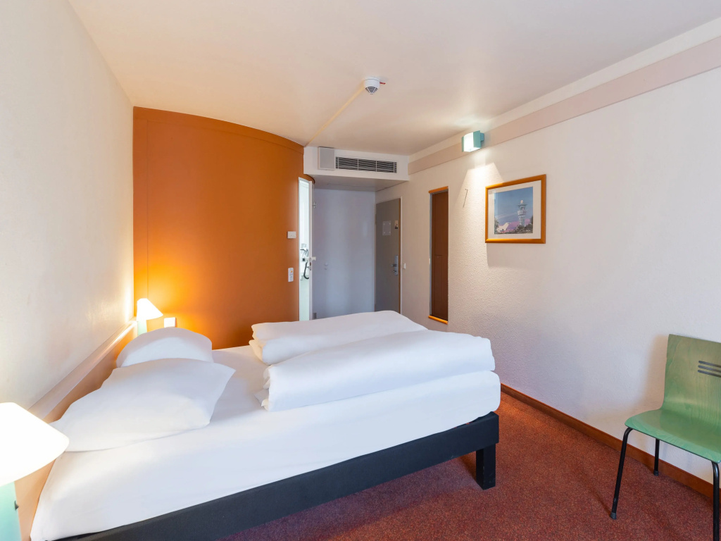B&B HOTEL Wuppertal-City