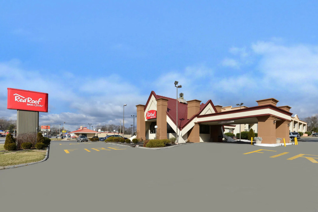 Red Roof Inn and Suites Newark - University
