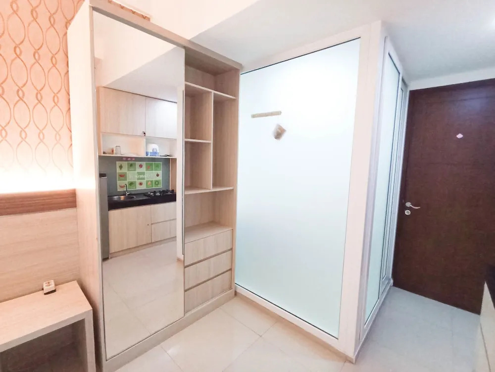 Minimalist and Good Studio at Vivo Apartment By Travelio