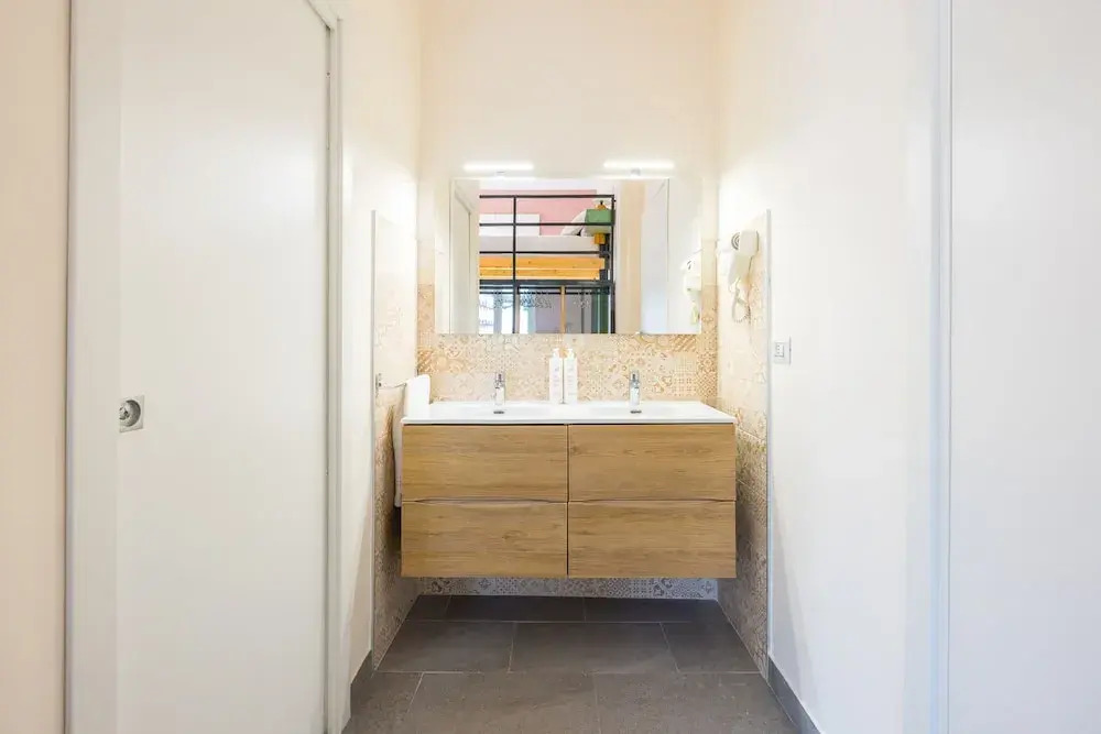 Central Station Housing - Apartment 1 by Wonderful Italy