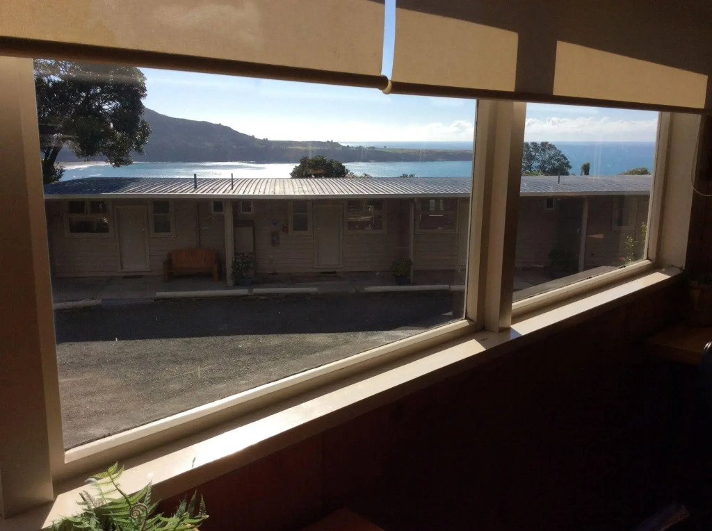 Hicks Bay Lodge