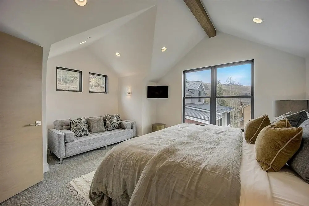 Rossie Hill Hideaway by AvantStay Close Deer Valley Snow Park Lodge and Main Street