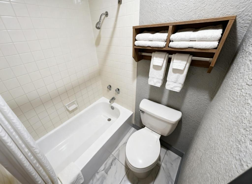 Super 8 By Wyndham Nacogdoches Near University
