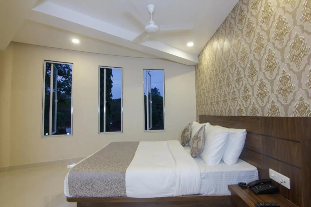 Strand Resort