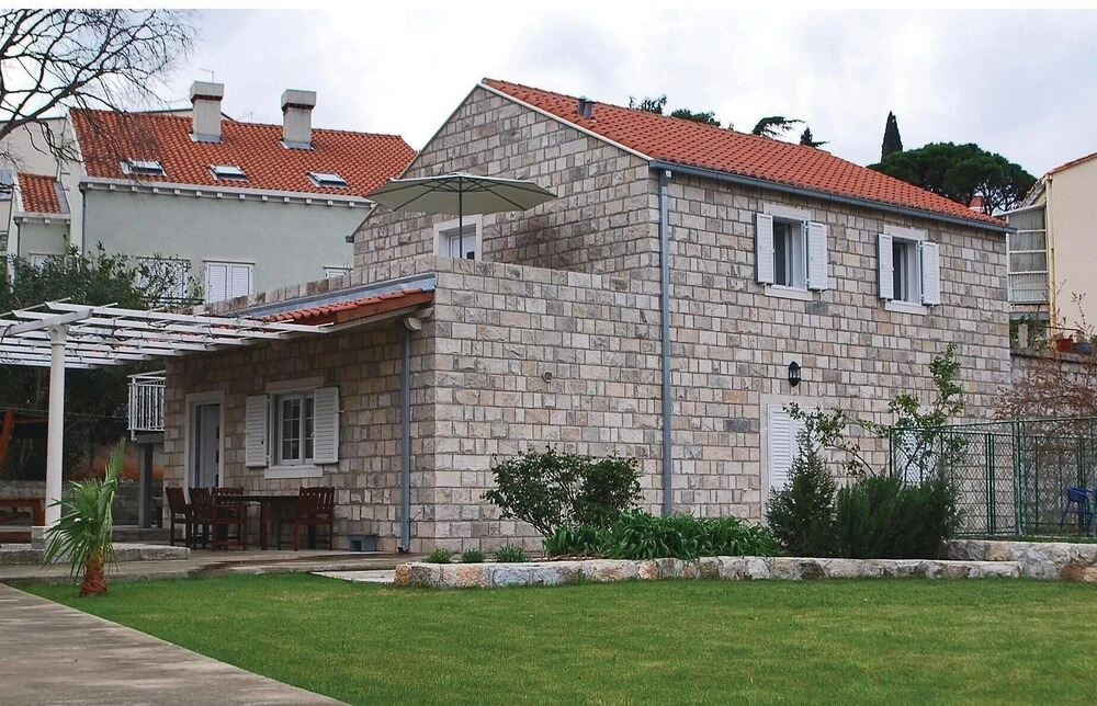 Awesome Home in Dubrovnik With Wifi and 2 Bedrooms