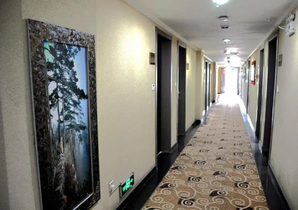 Yinchuan Zhengyang Fast Hotel West Jiefang Street Branch