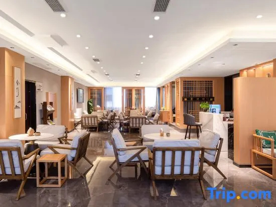 Jinlan'ou Hotel (Pingchang Chunguangyuan Commercial Pedestrian Street Branch)