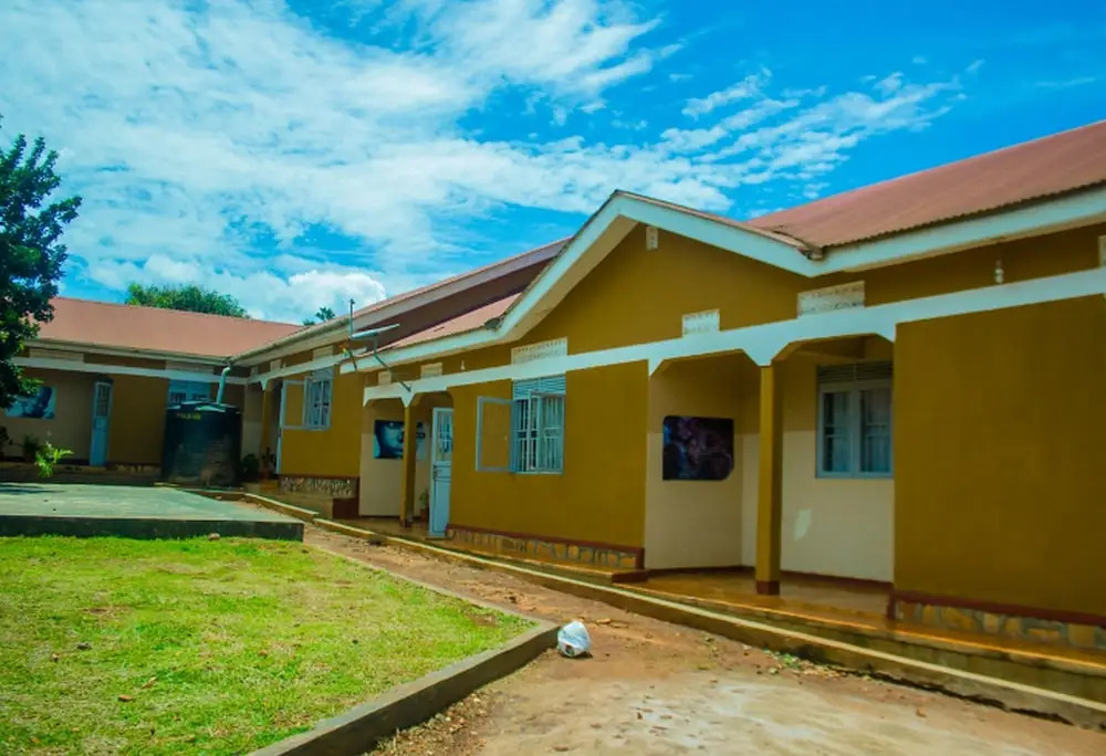 Kwezi Apartments