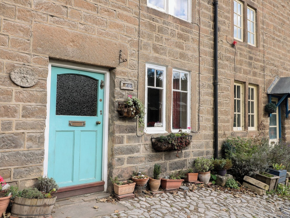 40 Water Lane