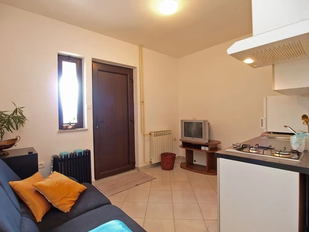 Apartment 1085