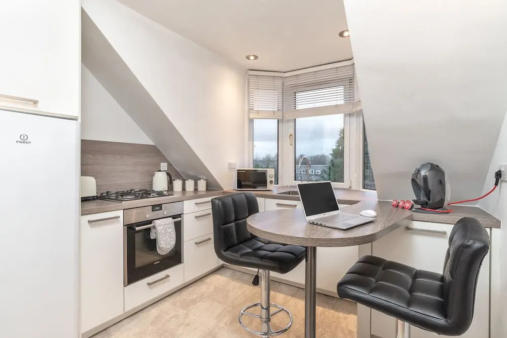 Highland Holburn Apartment