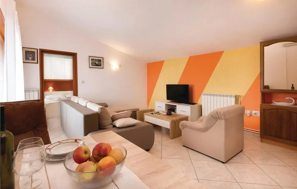 Stunning Home in Vodnjan With Wifi and 3 Bedrooms