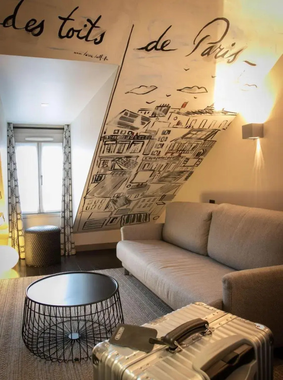 Le Grey Hotel